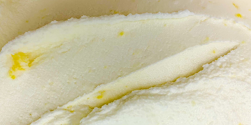 完熟パイナップルジェラート（石垣島・東村産）